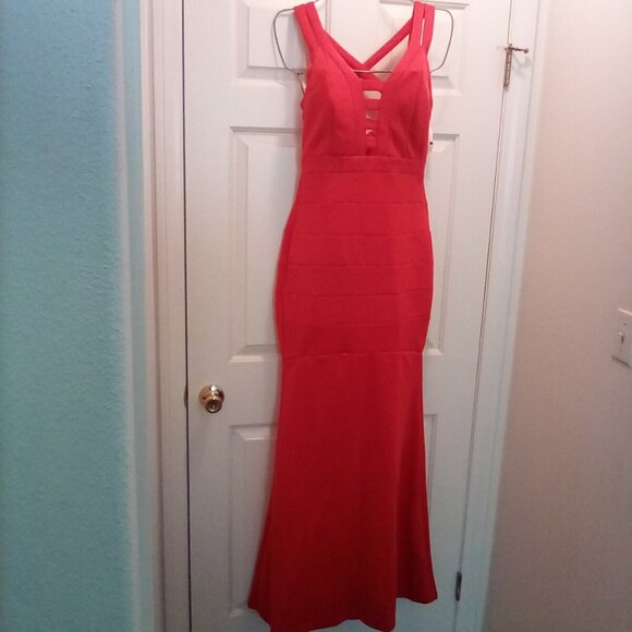 💞Beautiful Cocktail Dress Red Large, 8%stretch, needs a little care and love💞 - Picture 1 of 12